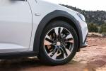 Buick Regal TourX 2017 года (NA)
